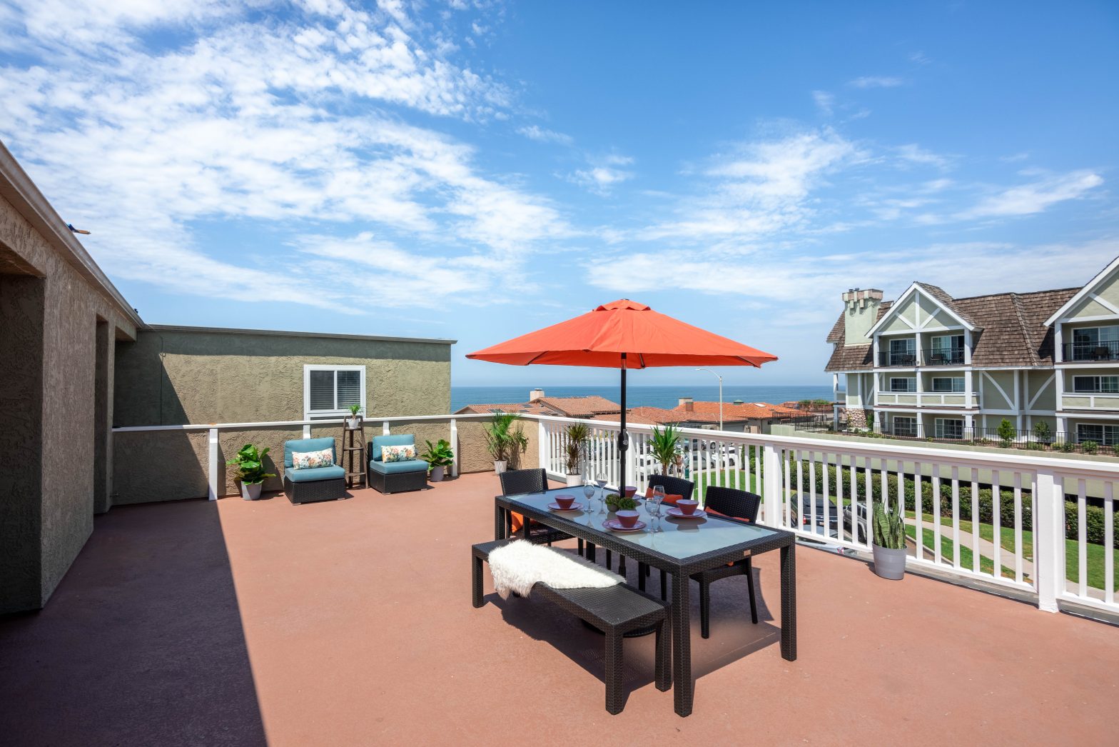 Ocean Front Villa #6 thumbnail 2