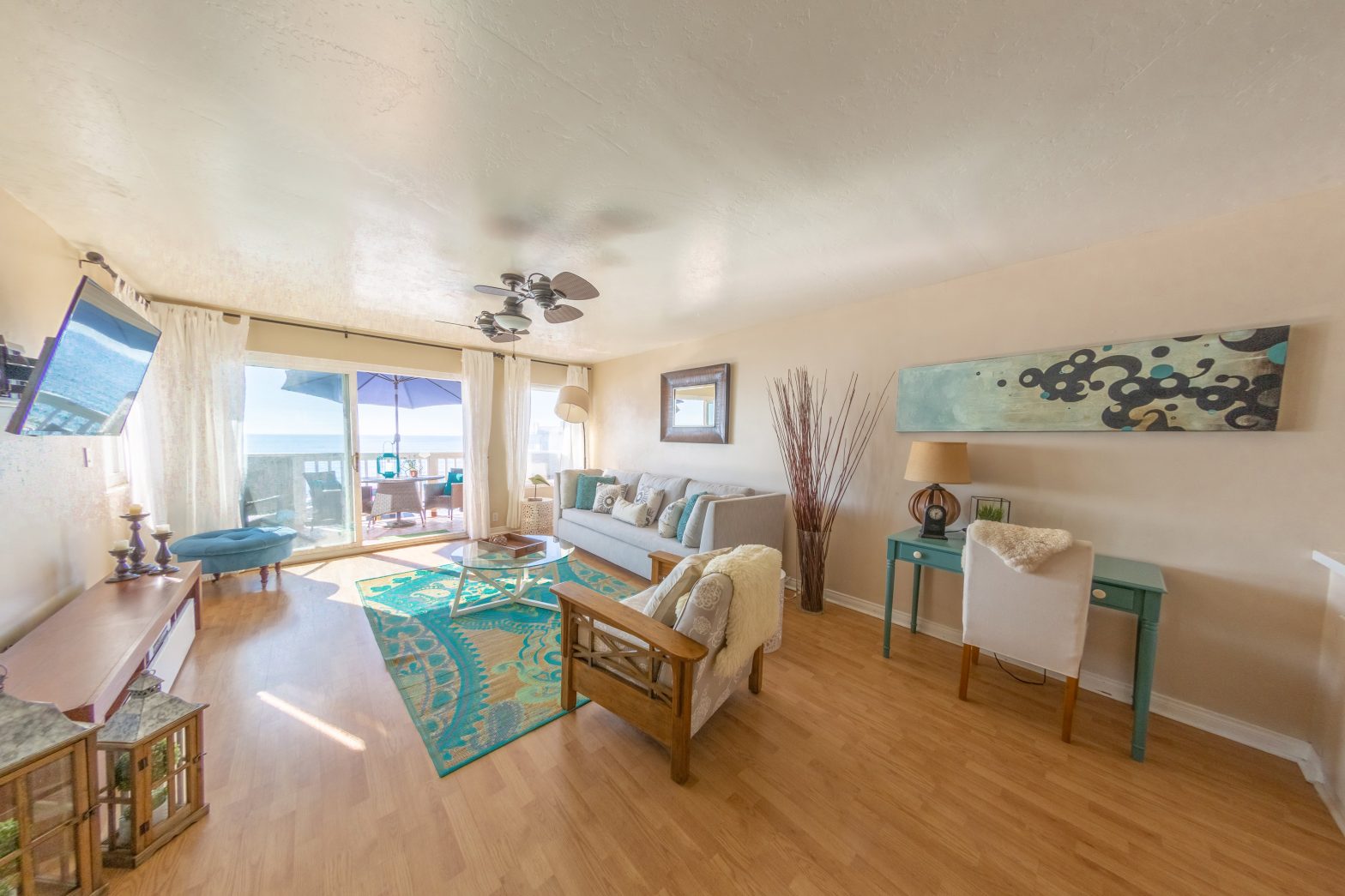 Ocean Front Villa #7 thumbnail 2