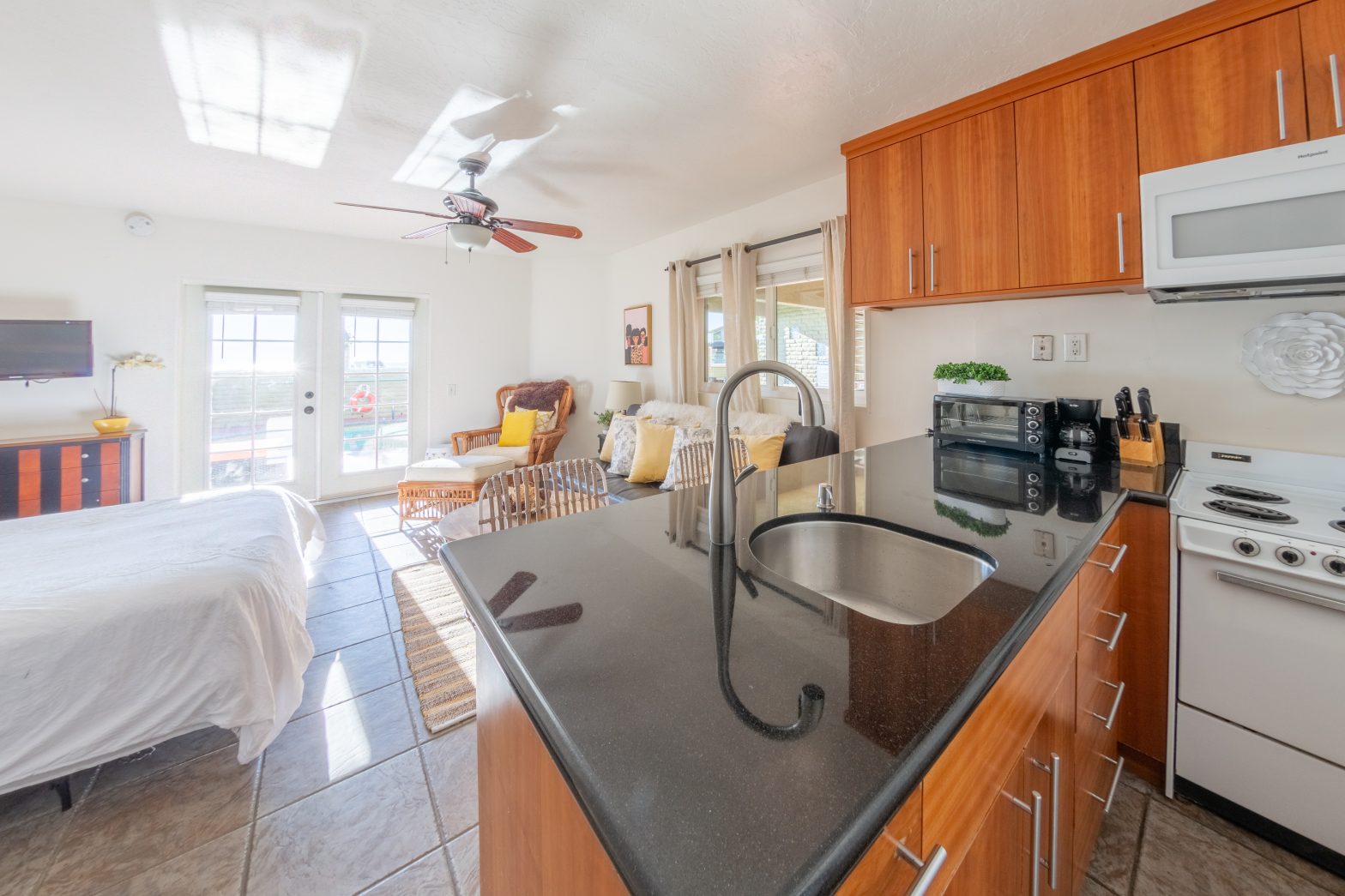 Ocean View Villa #4 thumbnail 3