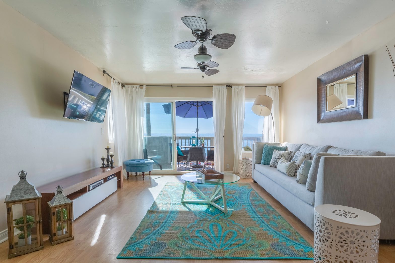 Ocean Front Villa #7 thumbnail 3