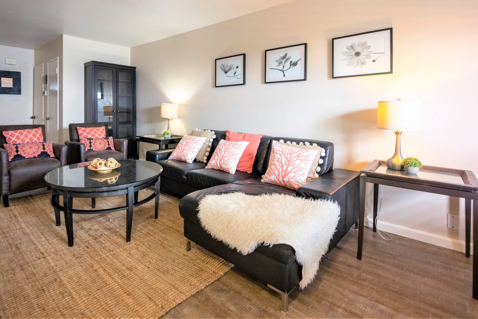 Avenue View Villa #1